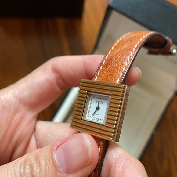 Van Cleef & Arpels watch - Picture 8 of 10